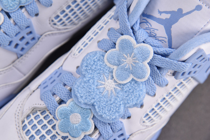 Air Jordan 4 Retro Forget Me Not (Women