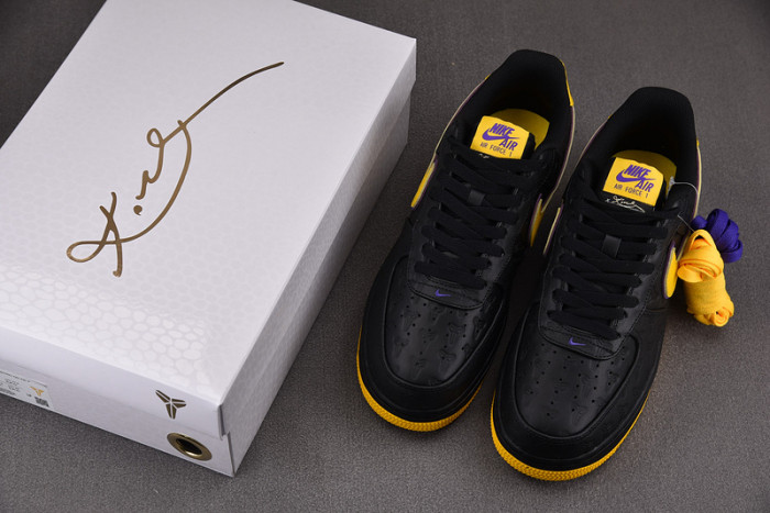 Nike Air Force 1 Low Kobe Bryant Lakers Away (Numbered Edition of 8000)  HV5122-001