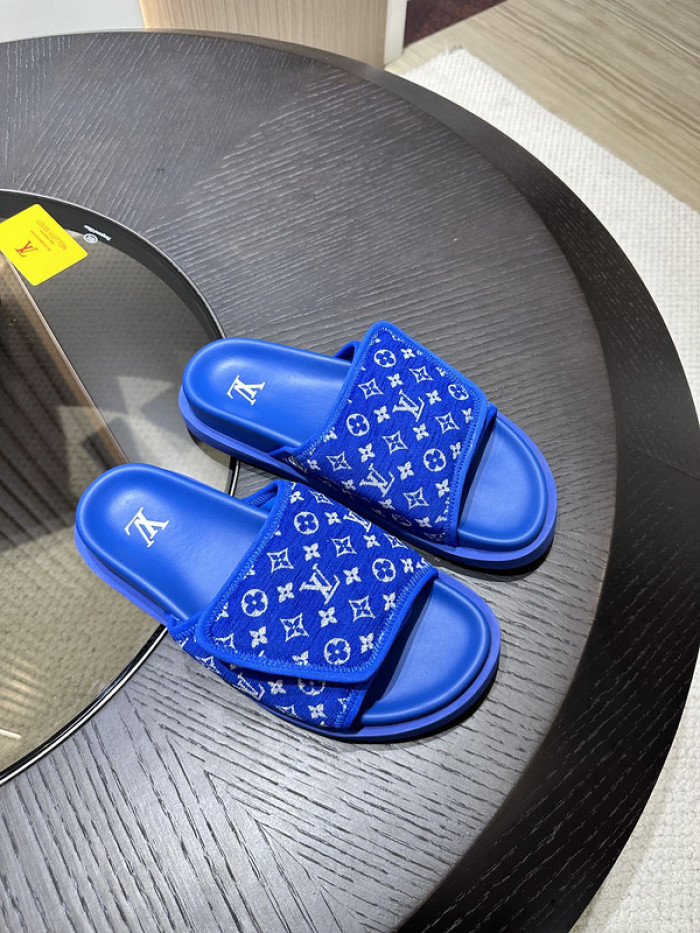 L0VT SANDAL