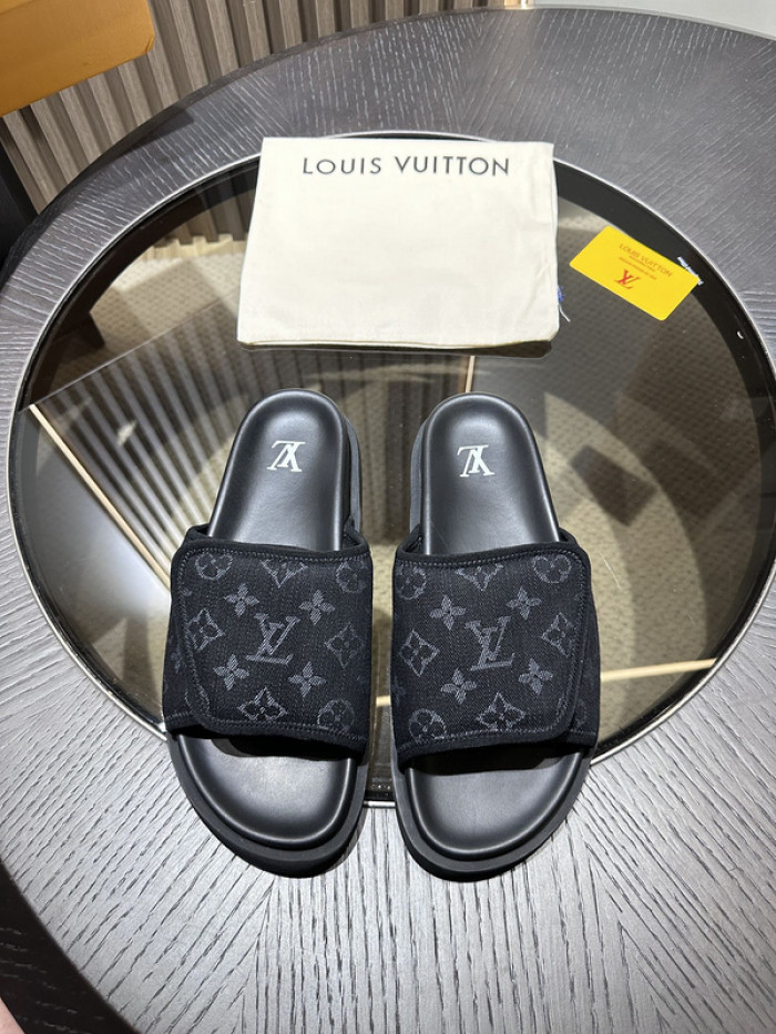 L0VT SANDAL