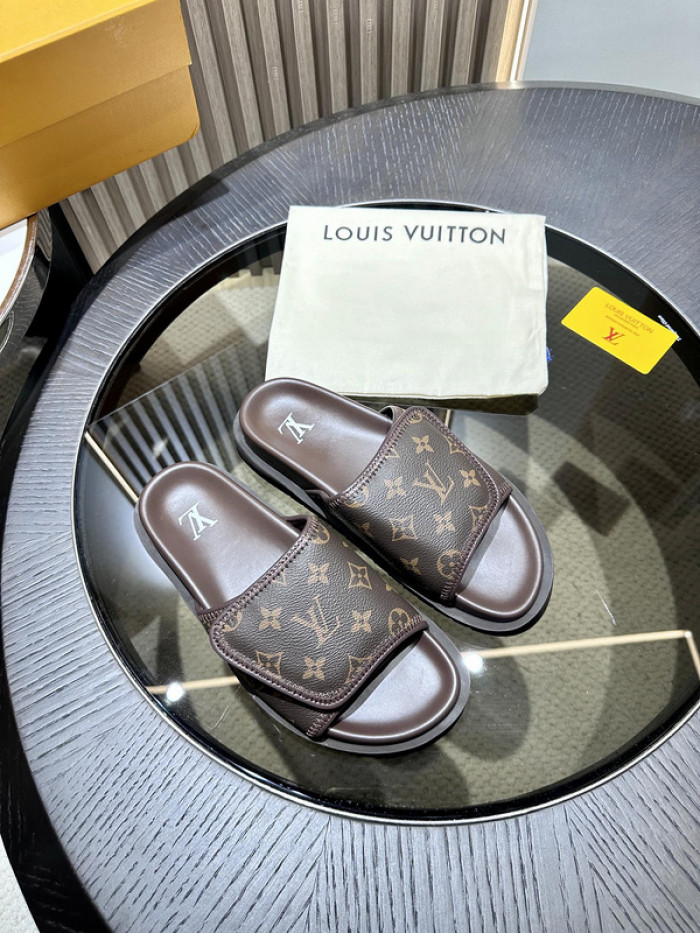 L0VT SANDAL