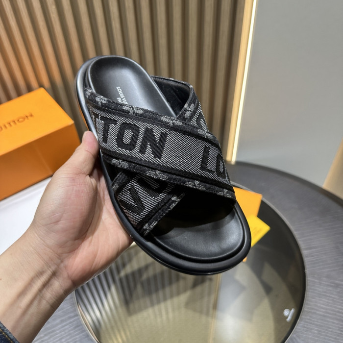 L0VT SANDAL