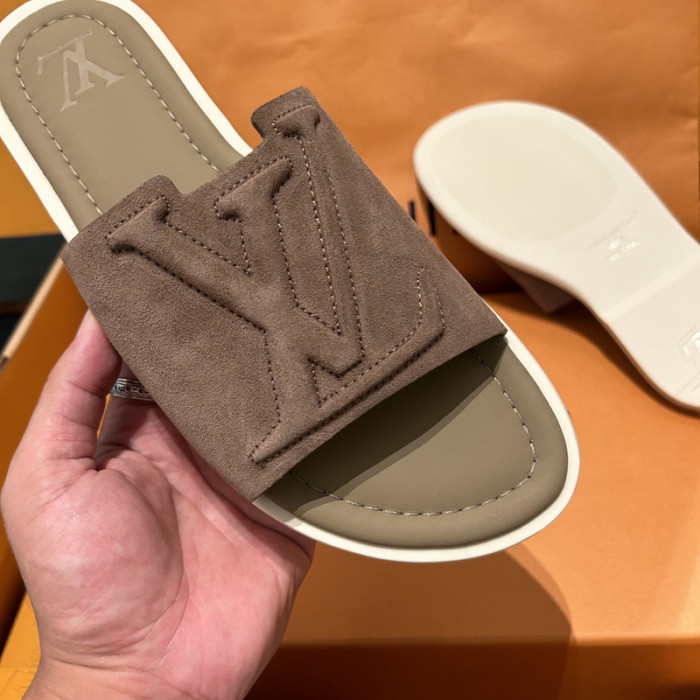 L0VT SANDAL