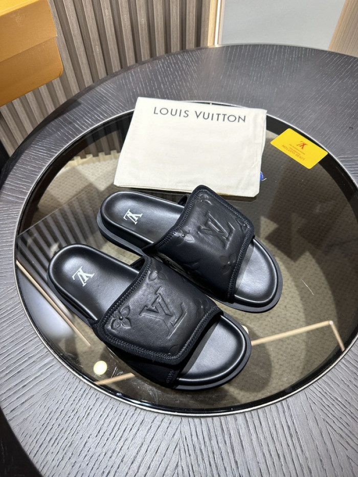 L0VT SANDAL