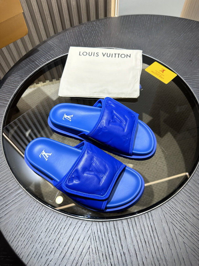 L0VT SANDAL