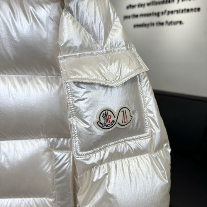 M0*C1ER DOWN JACKET