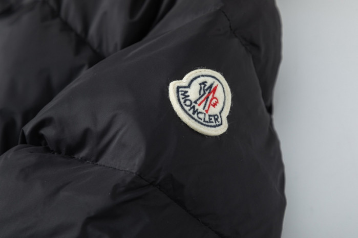 M0*C1ER DOWN JACKET