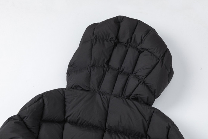 M0*C1ER DOWN JACKET