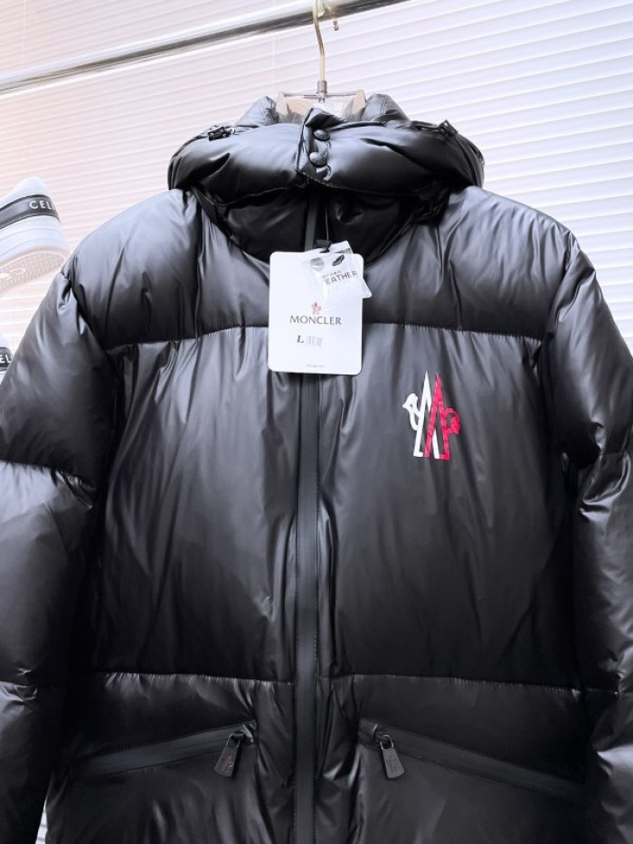 M0*C1ER DOWN JACKET