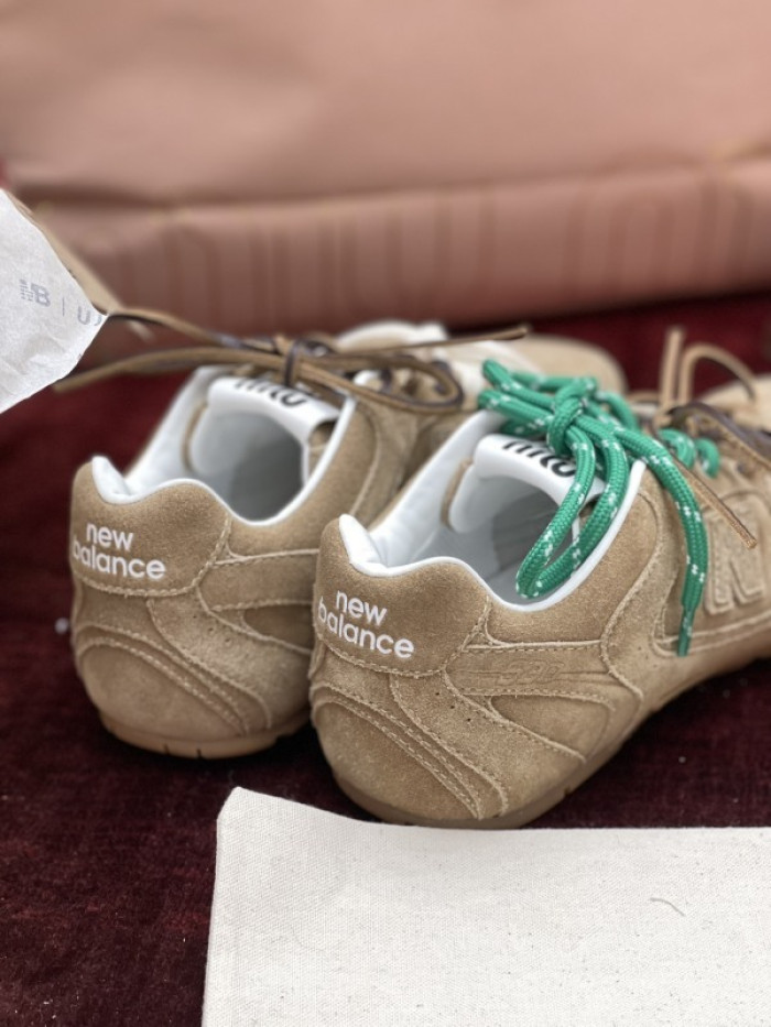 NEW BALAN& SNEKAER