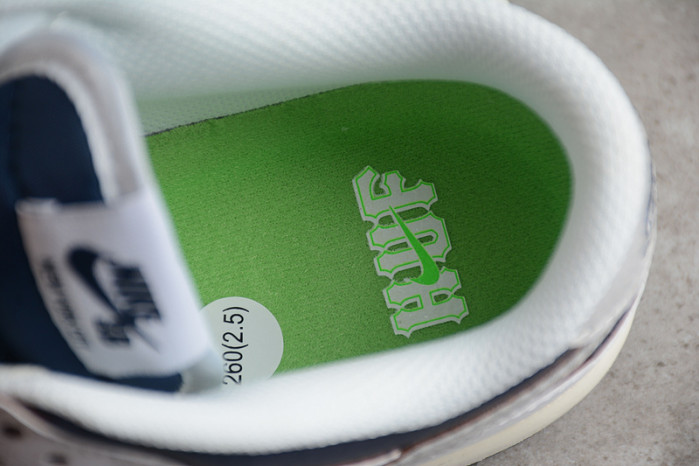 Nike SB Dunk Low “Dark Driftwood FD8775-100