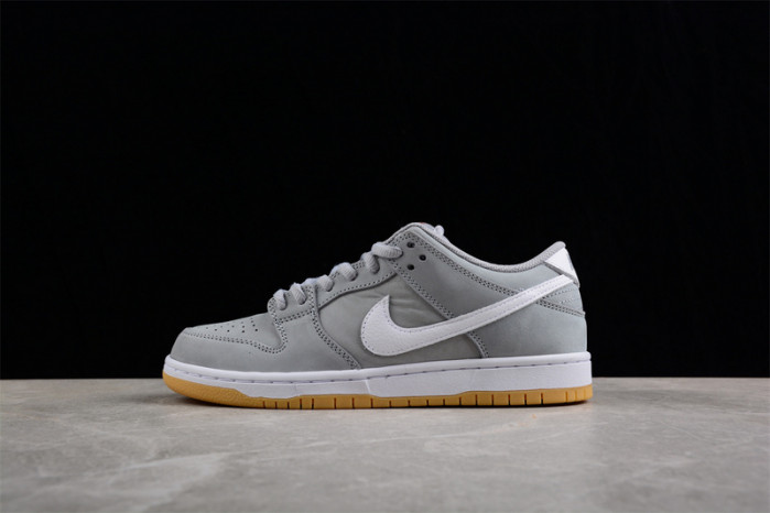 Nike SB Dunk Low “Grey Gum” DV5464-001
