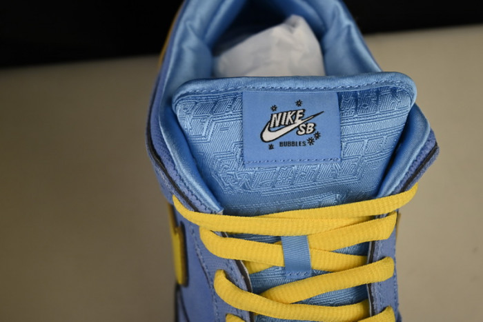 The Powerpuff Girls x Nike SB Dunk Low “Bubbles” fz8320-400