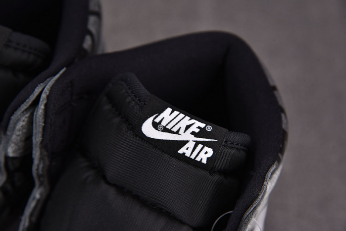 AIR JORDAN 1 HIGH OG “REBELLIONAIRE” 555088-036