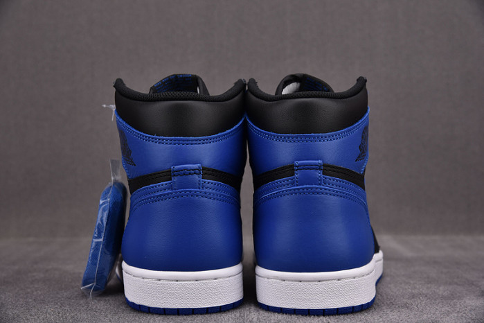 AIR JORDAN 1 RETRO HIGH OG 2017 ROYAL BLUE 555088-007